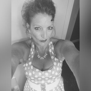 Welcome in! I’m Bridgette.